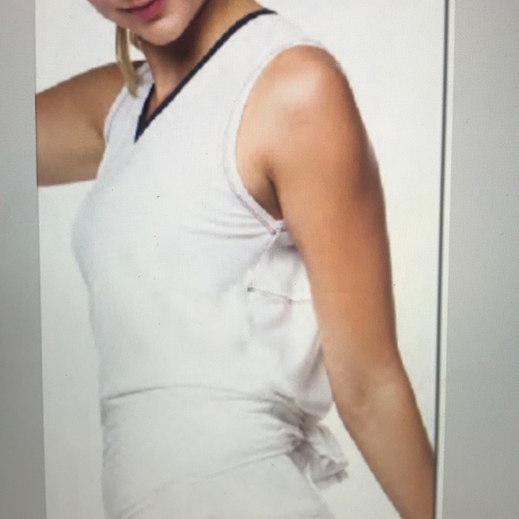 Lucky in Love Muscle V Tie Back Tank - Picture 2 of 8